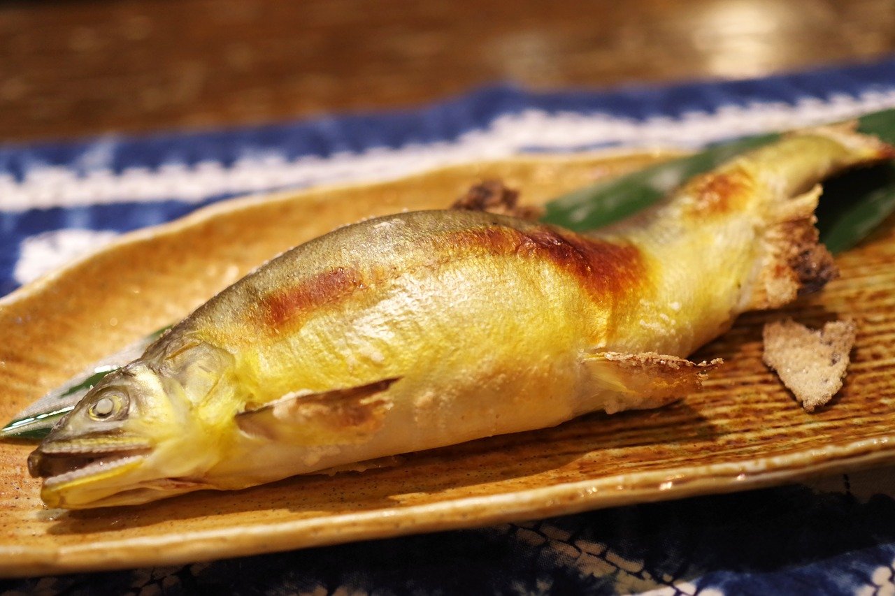 焼き魚の画像